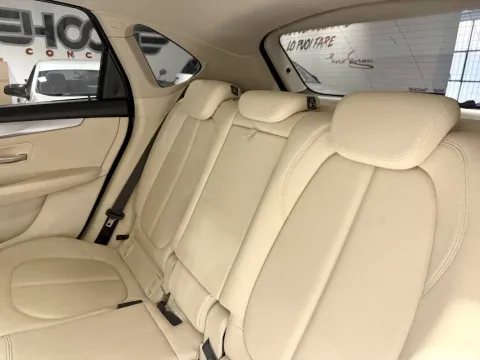 BMW 216d Active Tourer - Immagine 20