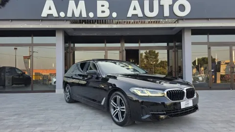 BMW 520d Touring mhev 48V Business auto - Immagine 1