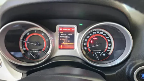 Fiat Freemont 2.0 mjt 16v 140cv - Immagine 14