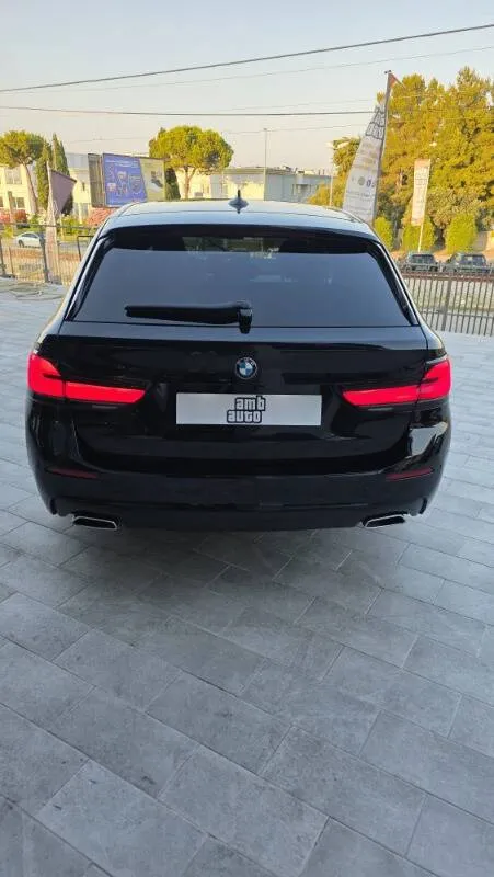 BMW 520d Touring mhev 48V Business auto - Immagine 5