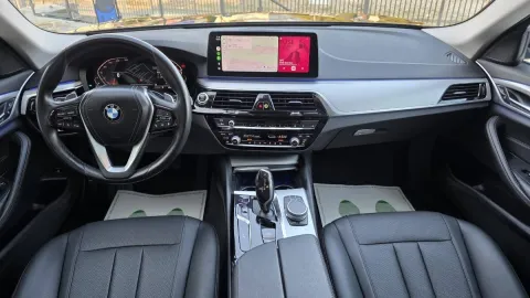 BMW 520d Touring mhev 48V Business auto - Immagine 7