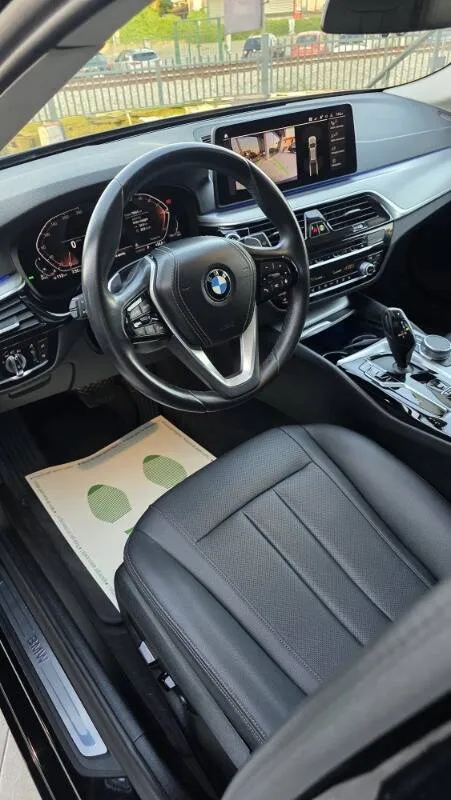 BMW 520d Touring mhev 48V Business auto - Immagine 8
