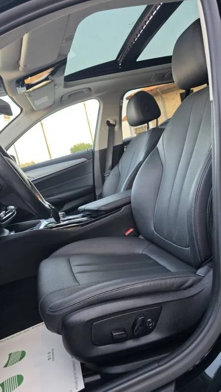 BMW 520d Touring mhev 48V Business auto - Immagine 10