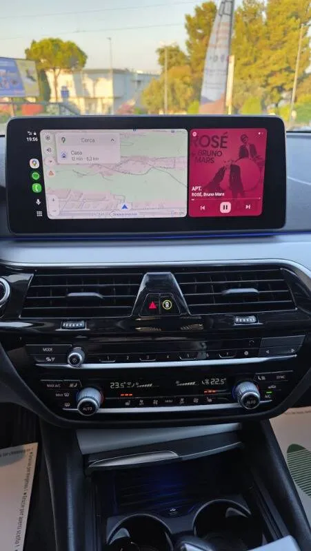 BMW 520d Touring mhev 48V Business auto - Immagine 11