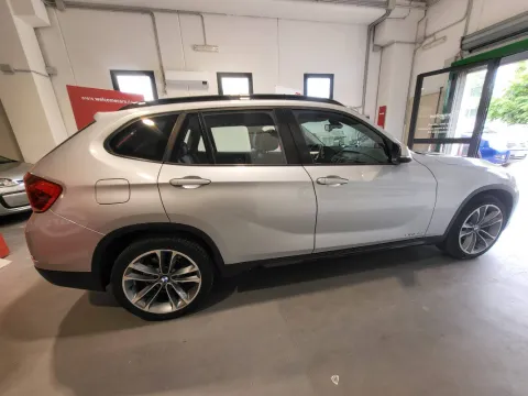 BMW X1 xdrive20d Sport Line 184cv - Immagine 4
