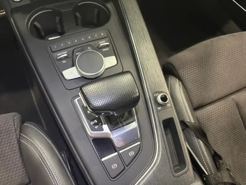 Audi A4 Avant 3.0 tdi Design quattro 272cv tiptronic - Immagine 25