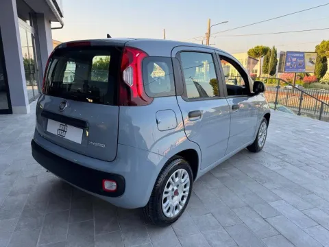 Fiat Panda 1.0 firefly hybrid s&s 70cv - Immagine 6