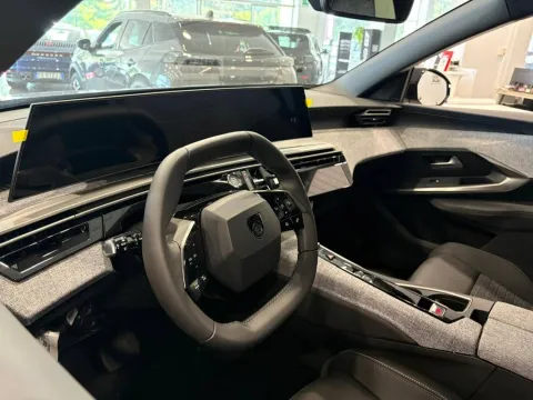 Peugeot 3008 1.2 hybrid Allure 145cv e-dcs6 - Immagine 18