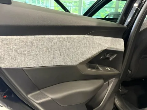 Peugeot 3008 1.2 hybrid Allure 145cv e-dcs6 - Immagine 19