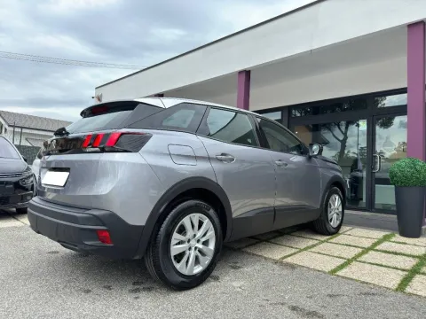 Peugeot 3008 1.5 bluehdi Active Pack s&s 130cv eat8 - Immagine 4