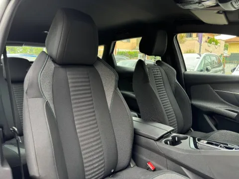 Peugeot 3008 1.5 bluehdi Active Pack s&s 130cv eat8 - Immagine 19