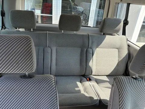 Volkswagen Caravelle 2.0 - Immagine 10