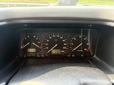 Volkswagen Caravelle 2.0 - Immagine 13