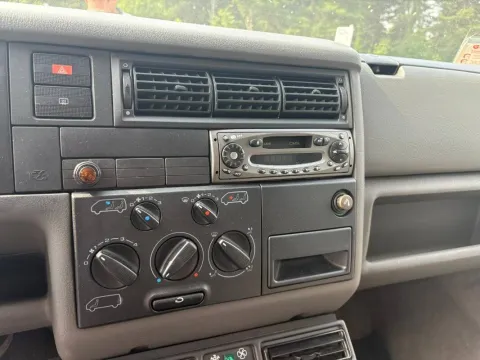 Volkswagen Caravelle 2.0 - Immagine 14