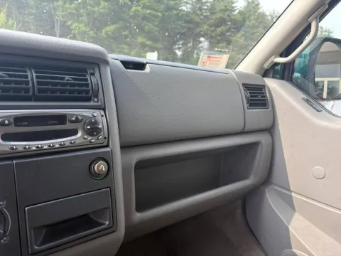 Volkswagen Caravelle 2.0 - Immagine 17