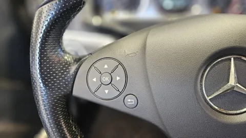 Mercedes E Cabrio 350 cgi be Avantgarde auto - Immagine 19
