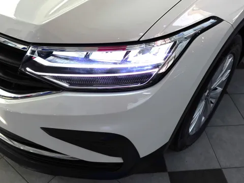 Volkswagen Tiguan 2.0 tdi Life 150cv dsg - Immagine 12