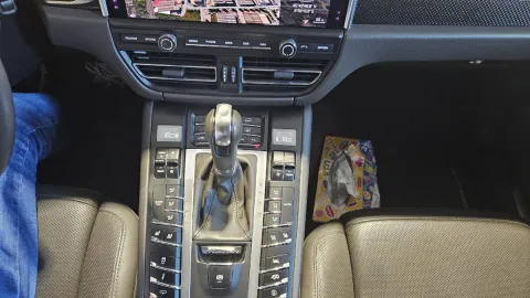 Porsche Macan 3.0 S 354cv pdk - Immagine 16