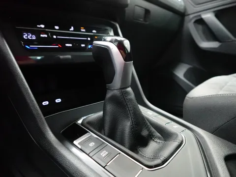 Volkswagen Tiguan 2.0 tdi Life 150cv dsg - Immagine 27