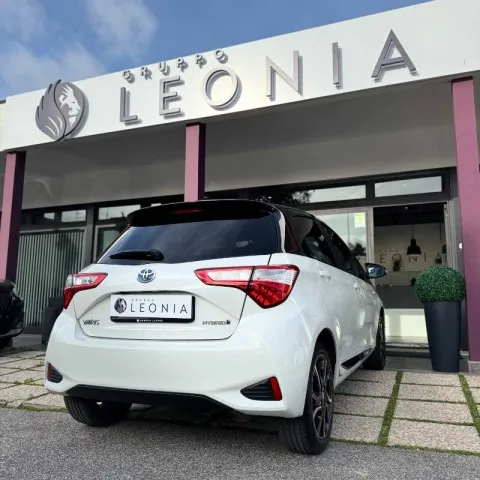 Toyota Yaris 5p 1.5h Trend White Edition - Immagine 4