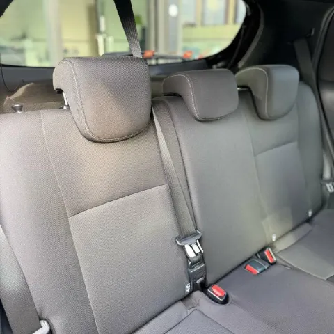 Toyota Yaris 5p 1.5h Trend White Edition - Immagine 17