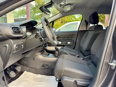Citroen C3 1.2 puretech Shine s&s 83cv - Immagine 9