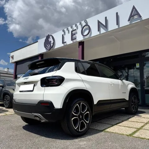 Jeep Avenger 1.2 turbo e-hybrid mhev Summit fwd 110cv edct6 - Immagine 6
