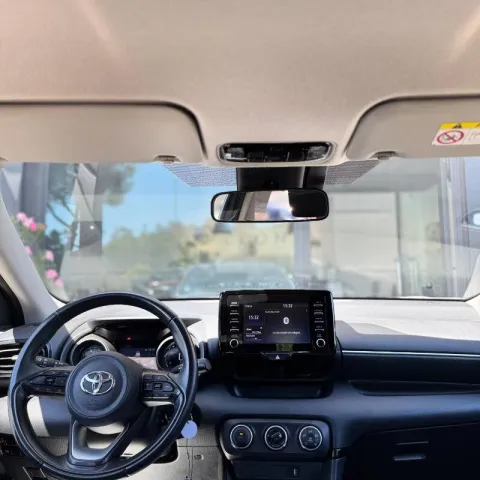 Toyota Yaris 1.0 Trend - Immagine 10