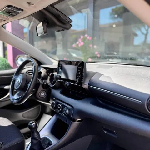 Toyota Yaris 1.0 Trend - Immagine 14