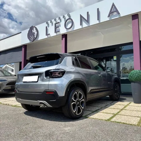 Jeep Avenger 1.2 turbo e-hybrid mhev Summit fwd 110cv edct6 - Immagine 6