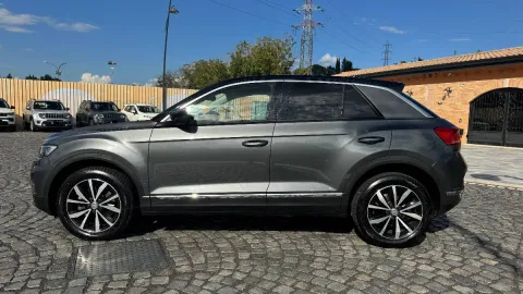 Volkswagen T-Roc 1.0 tsi Style 115cv - Immagine 9