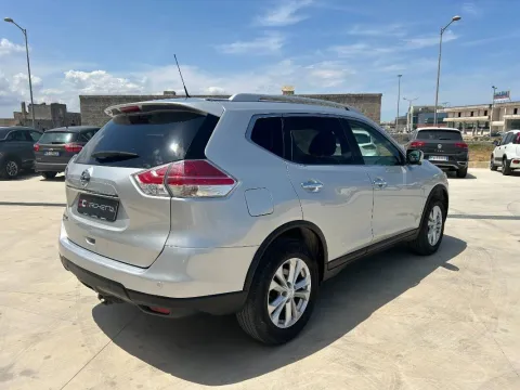 Nissan X-Trail 1.6 dci Acenta 2wd xtronic E6 - Immagine 11