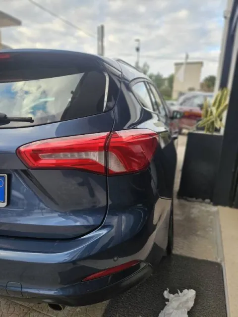 Ford Focus SW 1.5 ecoblue Business Co-pilot s&s 120cv auto my20.75 - Immagine 5