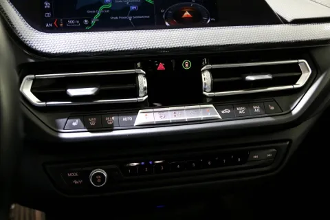 BMW 116d Sport auto - Immagine 19