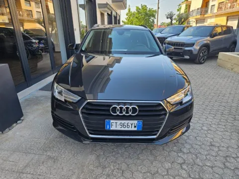 Audi A4 Avant 35 2.0 tdi Sport 150cv s-tronic - Immagine 2