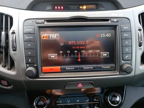 Kia Sportage 2.0 crdi Pure Rebel awd 136cv - Immagine 11