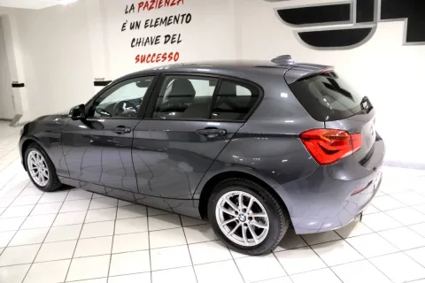 BMW 118i Advantage 5p - Immagine 4
