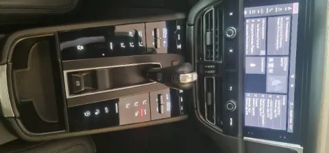 Porsche Macan 2.0 265cv pdk - Immagine 11