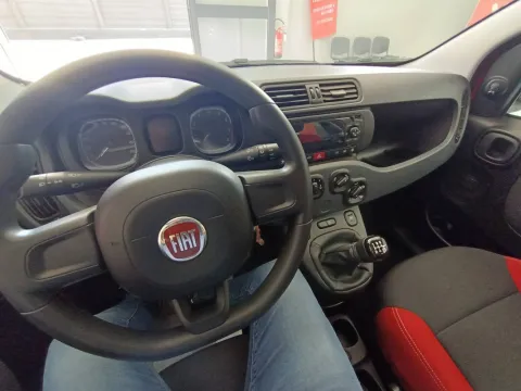 Fiat Panda 1.2 Connected by Wind s&s 69cv - Immagine 13