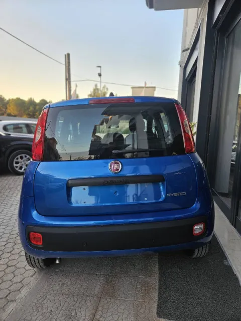Fiat Pandina 1.0 firefly hybrid s&s 70cv - Immagine 3