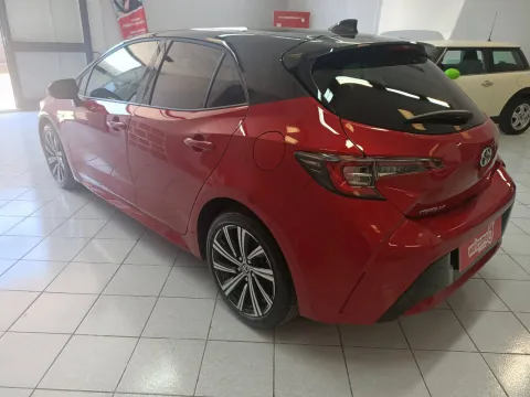 Toyota Corolla 1.8h Business cvt - Immagine 3