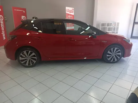 Toyota Corolla 1.8h Business cvt - Immagine 5