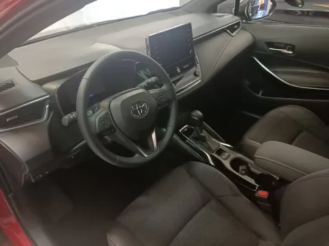 Toyota Corolla 1.8h Business cvt - Immagine 11