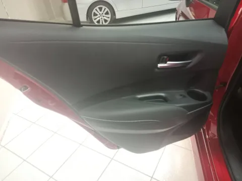 Toyota Corolla 1.8h Business cvt - Immagine 22