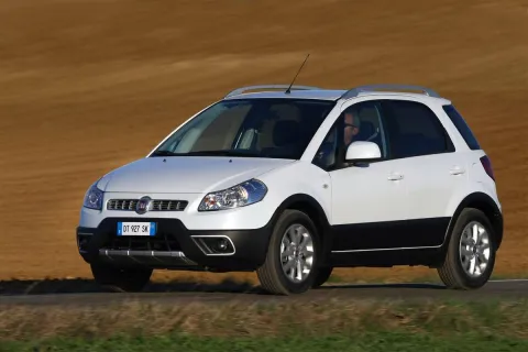 Fiat Sedici 1.9 mjt Dynamic 4x4 120cv - Immagine 2