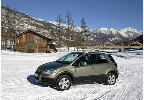 Fiat Sedici 1.9 mjt Dynamic 4x4 120cv - Immagine 4