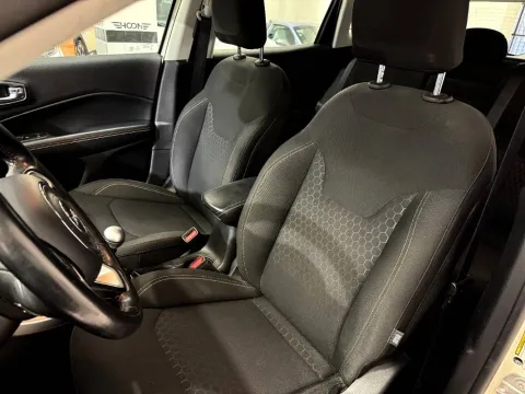 Jeep Compass 1.6 mjt Longitude 2wd 120cv my19 - Immagine 12