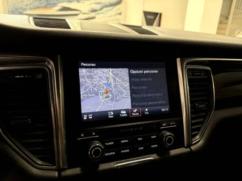 Porsche Macan 2.0 252cv pdk - Immagine 18
