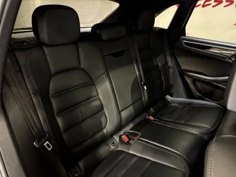 Porsche Macan 2.0 252cv pdk - Immagine 23