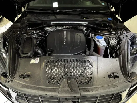 Porsche Macan 2.0 252cv pdk - Immagine 30
